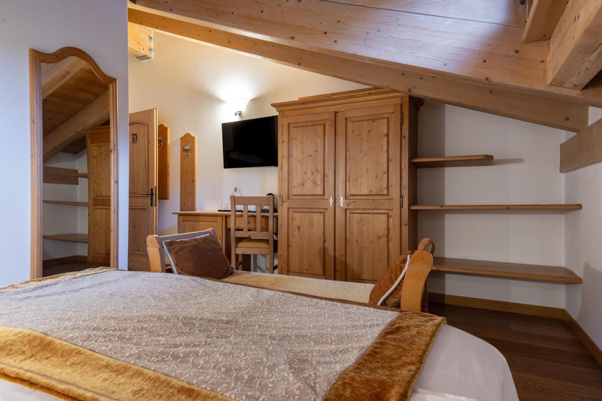 Camana Veglia Hotel Livigno Exterior photo
