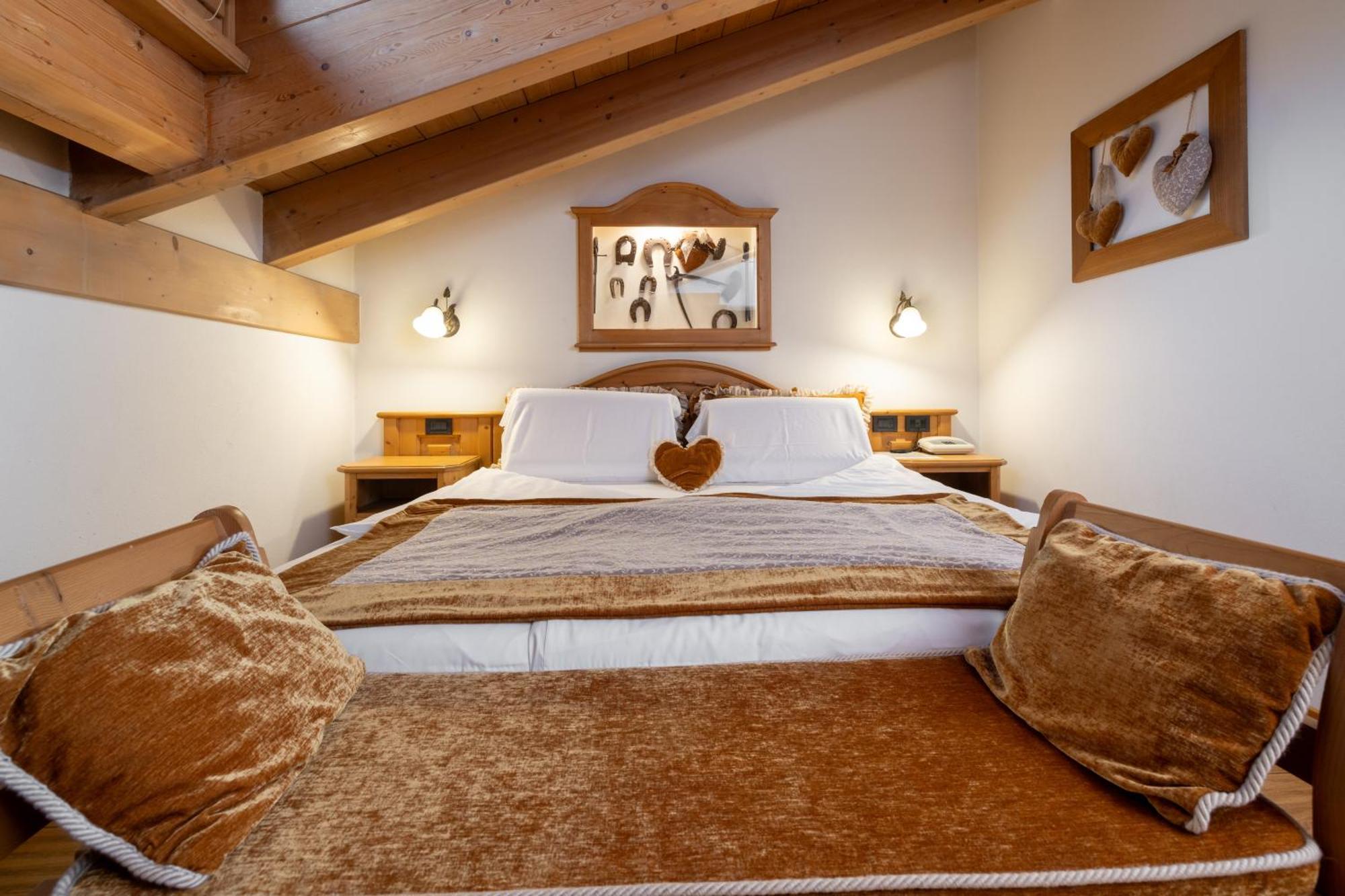 Camana Veglia Hotel Livigno Exterior photo
